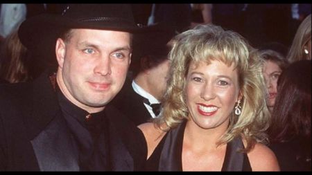Sandy Mahl and her former spouse Garth Brooks